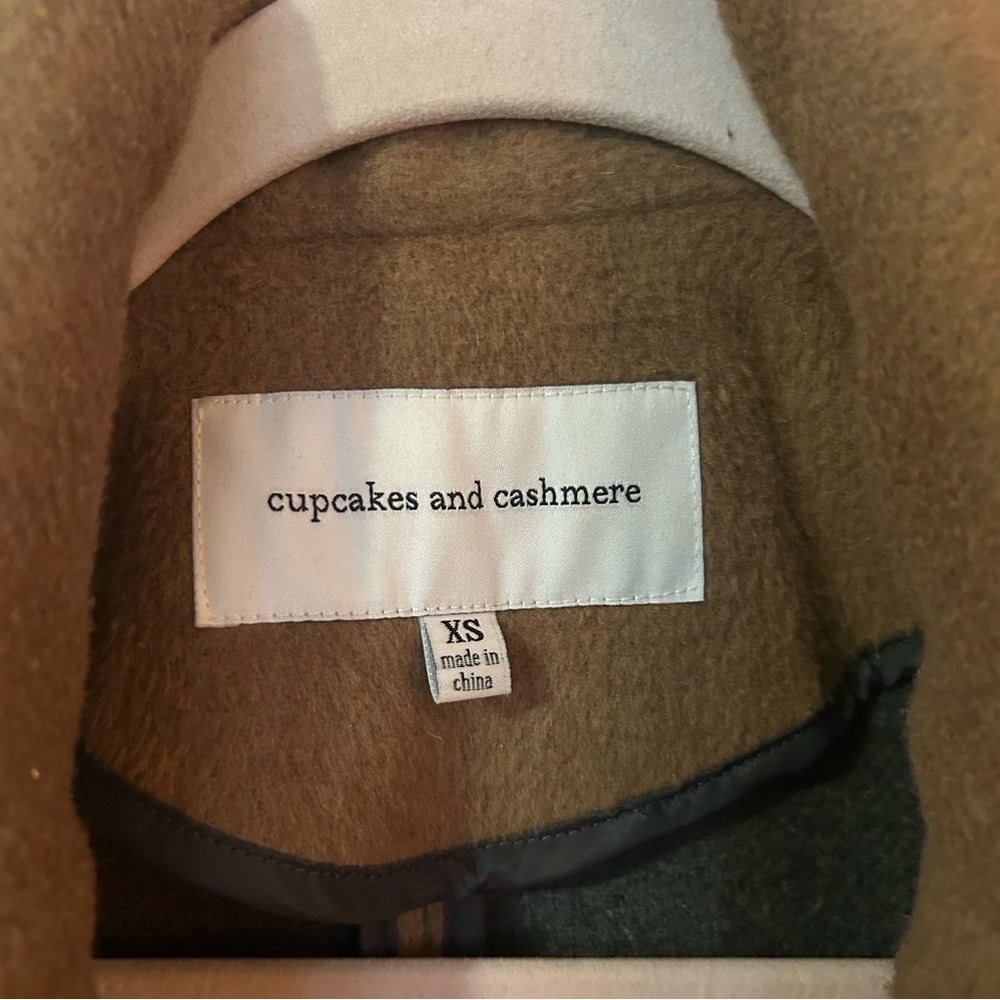 Cupcakes and Cashmere Fayola Women’s XS Extra Small Camel Duster Tan Coat - Picture 4 of 5